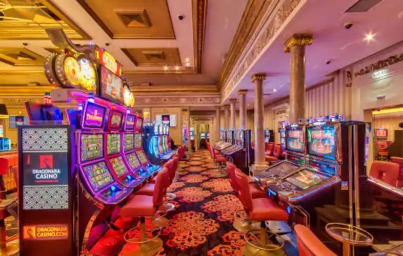 GTE108 koleksi slot online jackpot progresif dan live kasino dealer nyata